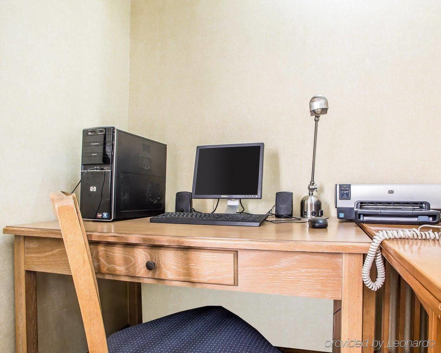 Days Inn By Wyndham Sidney Oh Ngoại thất bức ảnh