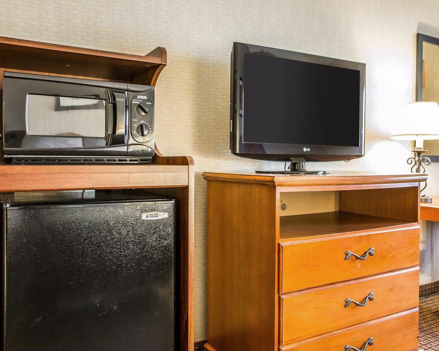 Days Inn By Wyndham Sidney Oh Ngoại thất bức ảnh