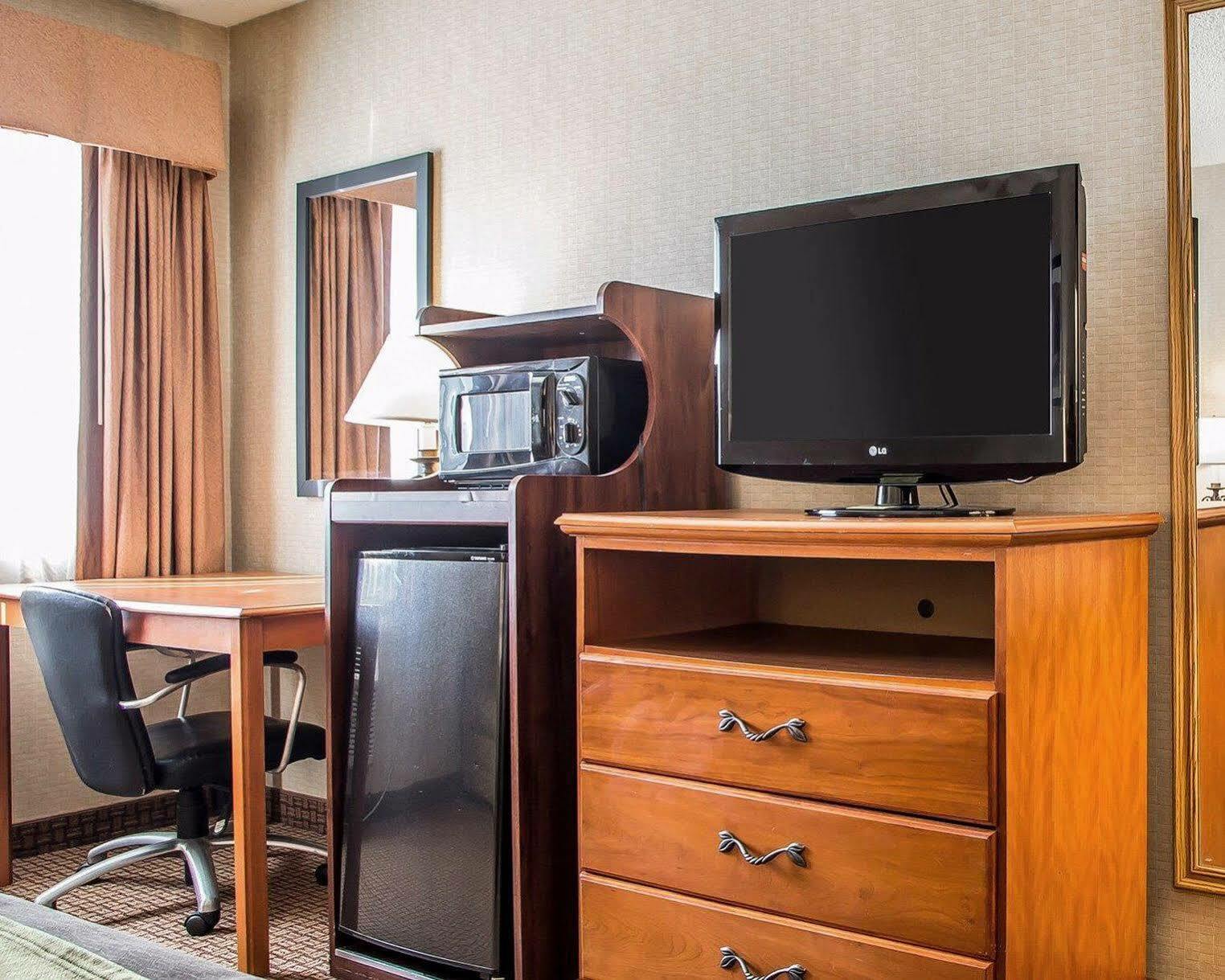 Days Inn By Wyndham Sidney Oh Ngoại thất bức ảnh
